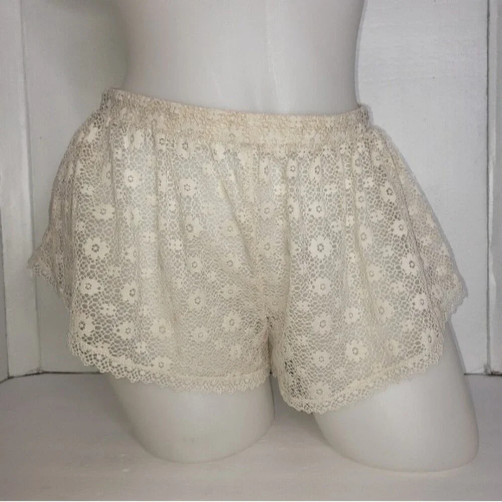 VICTORIA'S SECRET ECRU LACE TAP PANTS SIZE XS